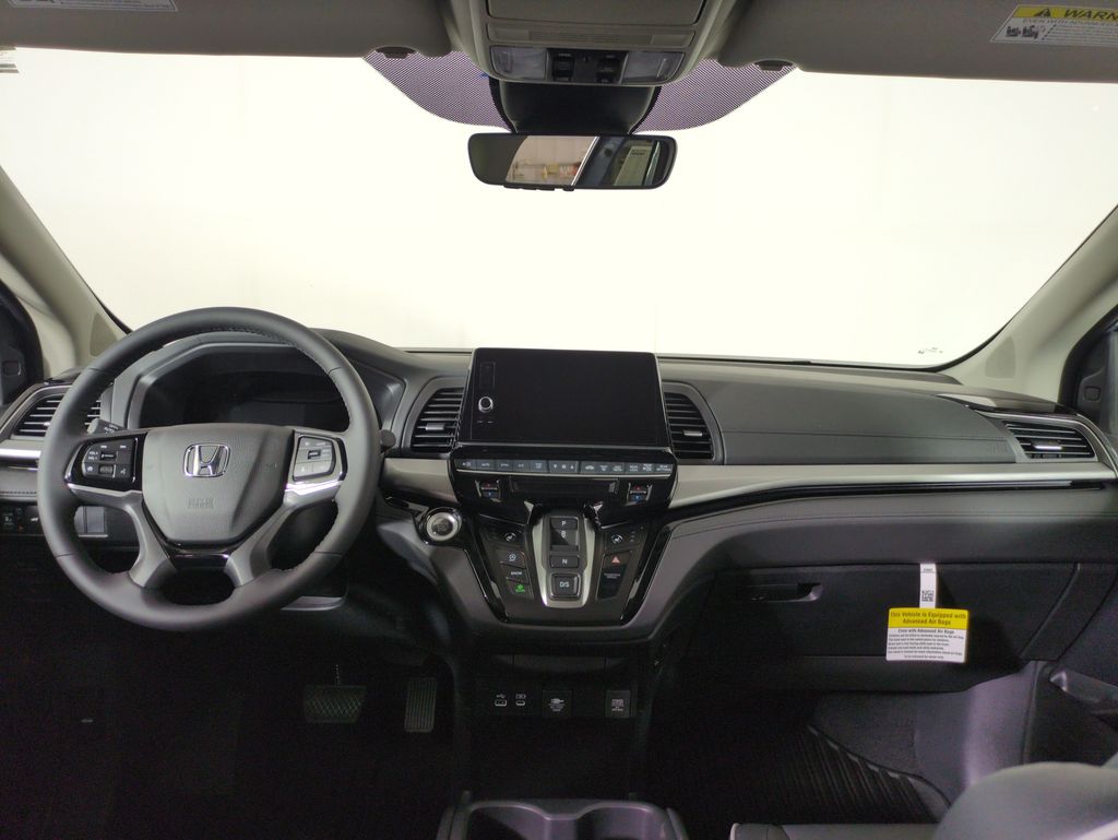 2026 Honda Odyssey Touring photo 18