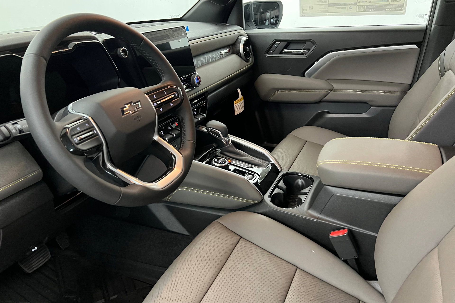 2026 Chevrolet Colorado ZR2 photo 15
