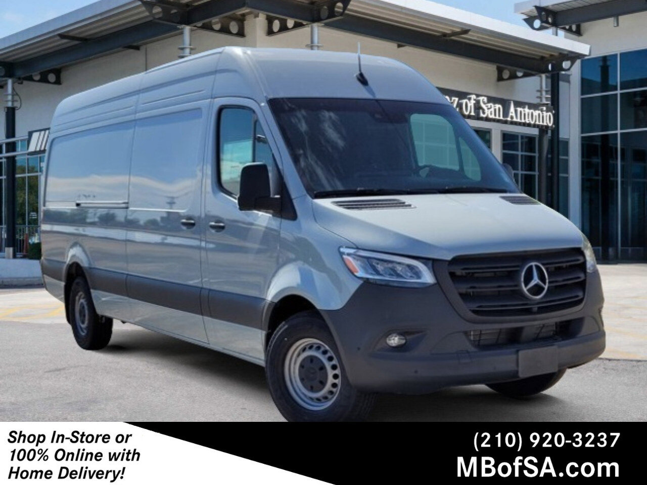 2024 Mercedes-Benz Sprinter Cargo Van Base's photo