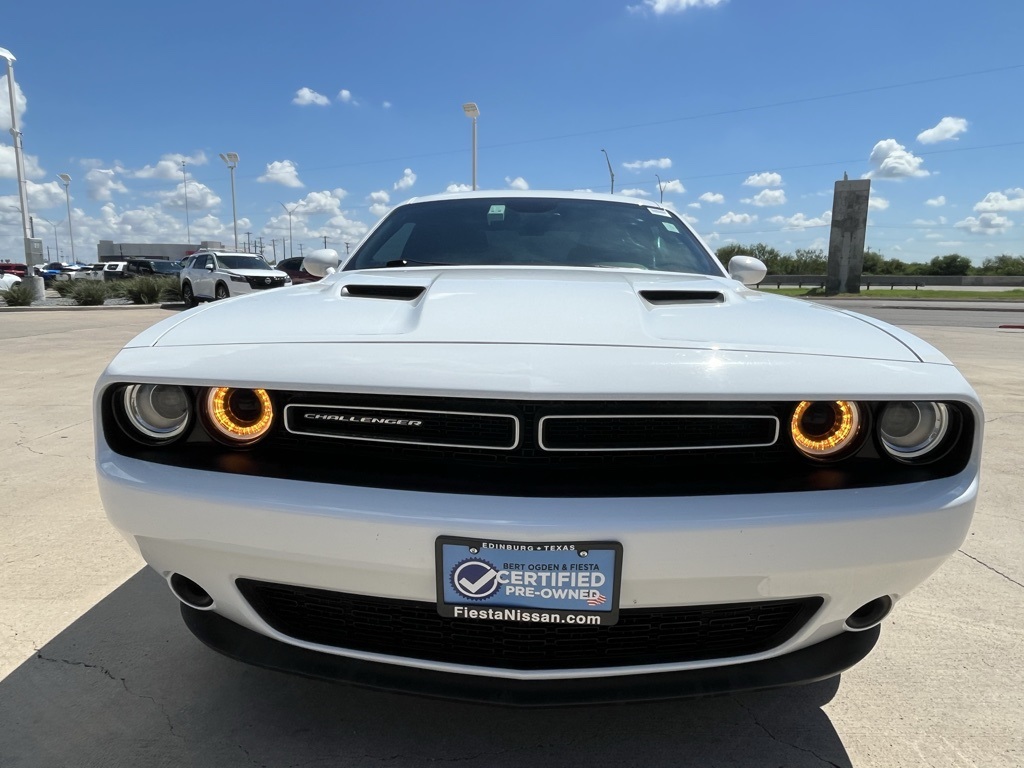 2023 Dodge Challenger SXT photo 6