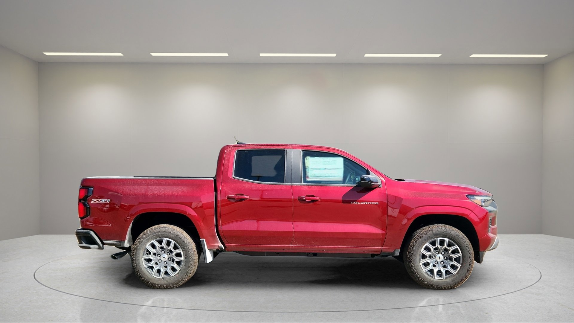 2026 Chevrolet Colorado Z71 photo 2