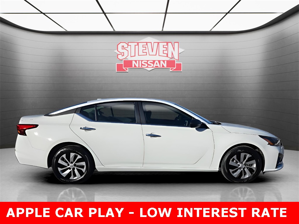 2025 Nissan Altima 2.5 S photo 2