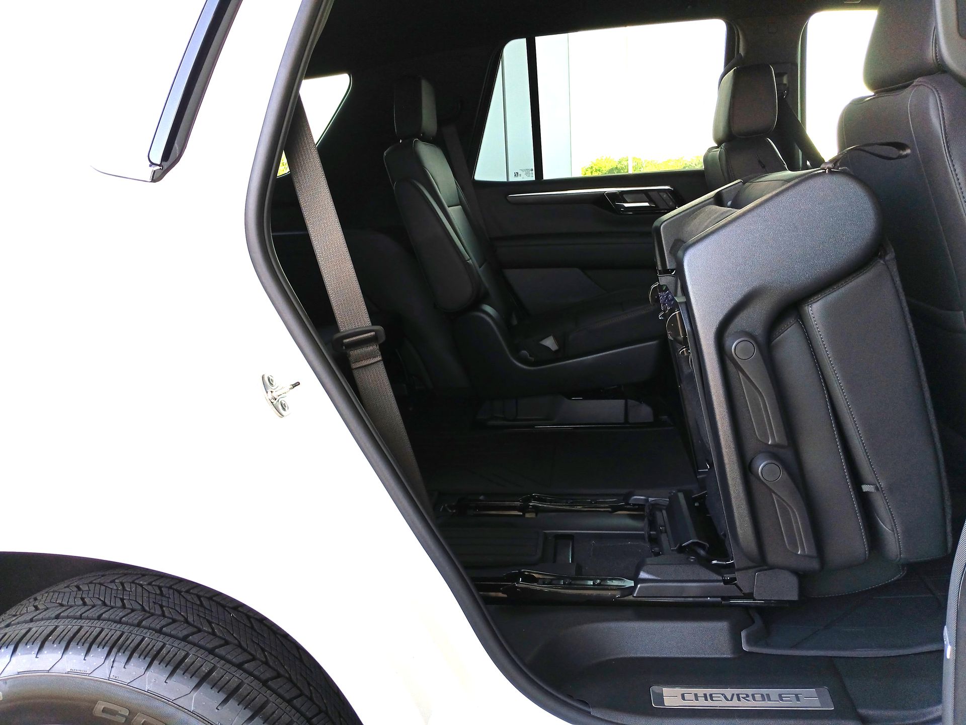 2025 Chevrolet Tahoe LT photo 24