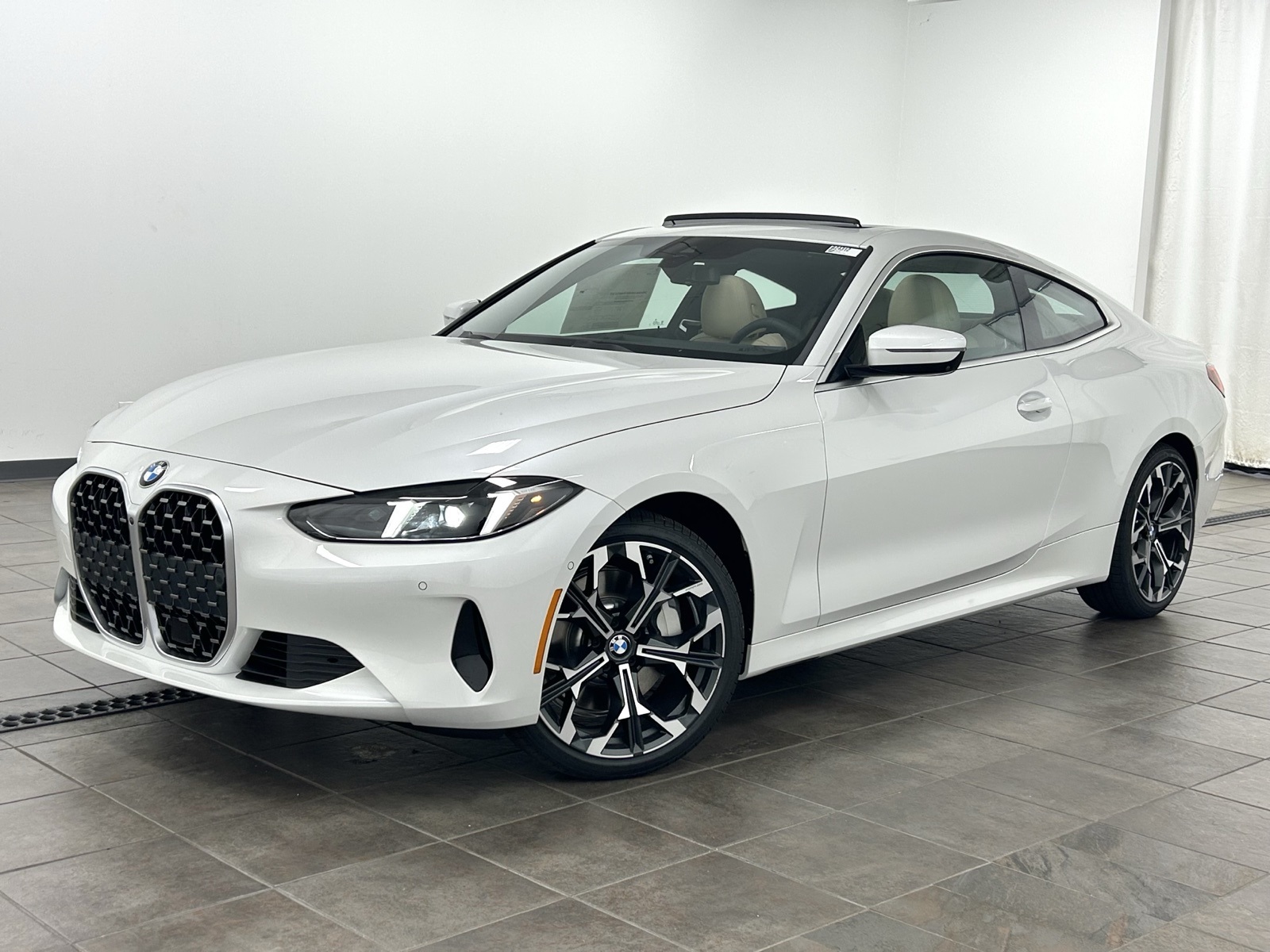 2026 BMW 4 Series 430i's photo