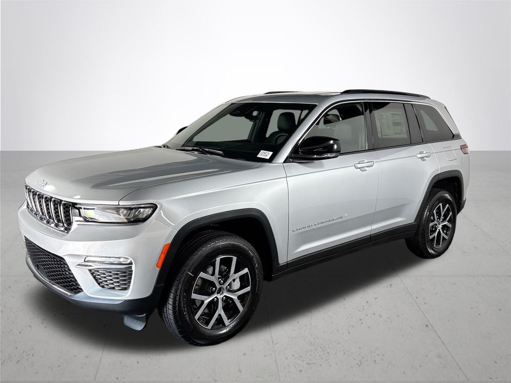 2025 Jeep Grand Cherokee Limited photo 2
