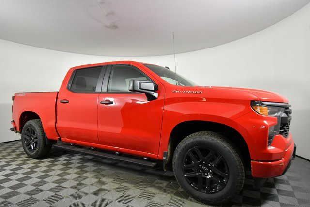 2026 Chevrolet Silverado 1500 Custom photo 3