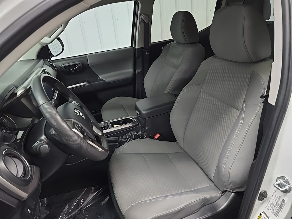 2023 Toyota Tacoma SR5 V6 photo 28