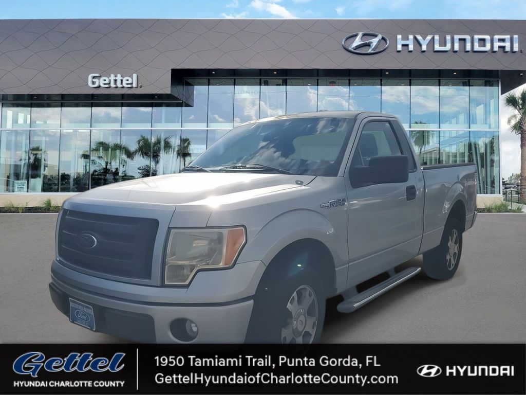 2010 Ford F-150 STX's photo