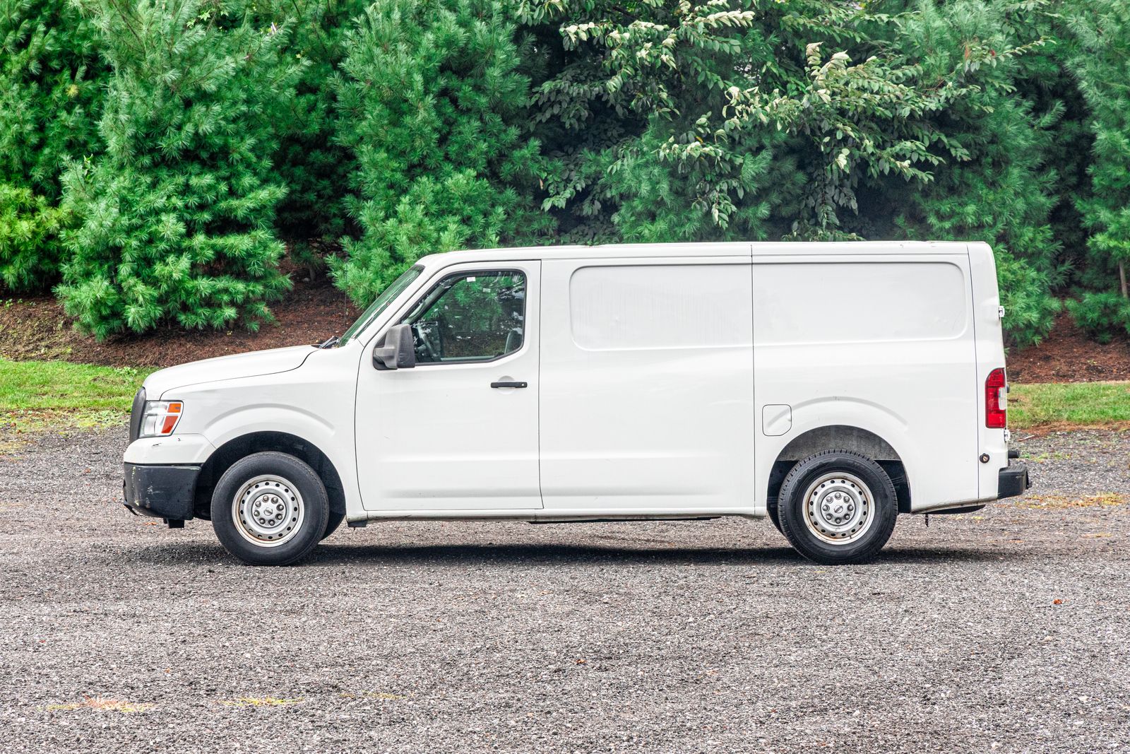 2018 Nissan NV1500 S photo 2