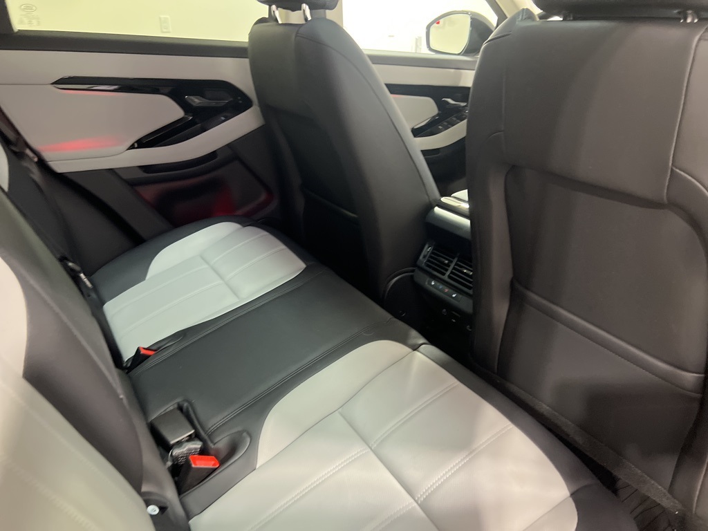 2025 Land Rover Range Rover Evoque Dynamic SE photo 23