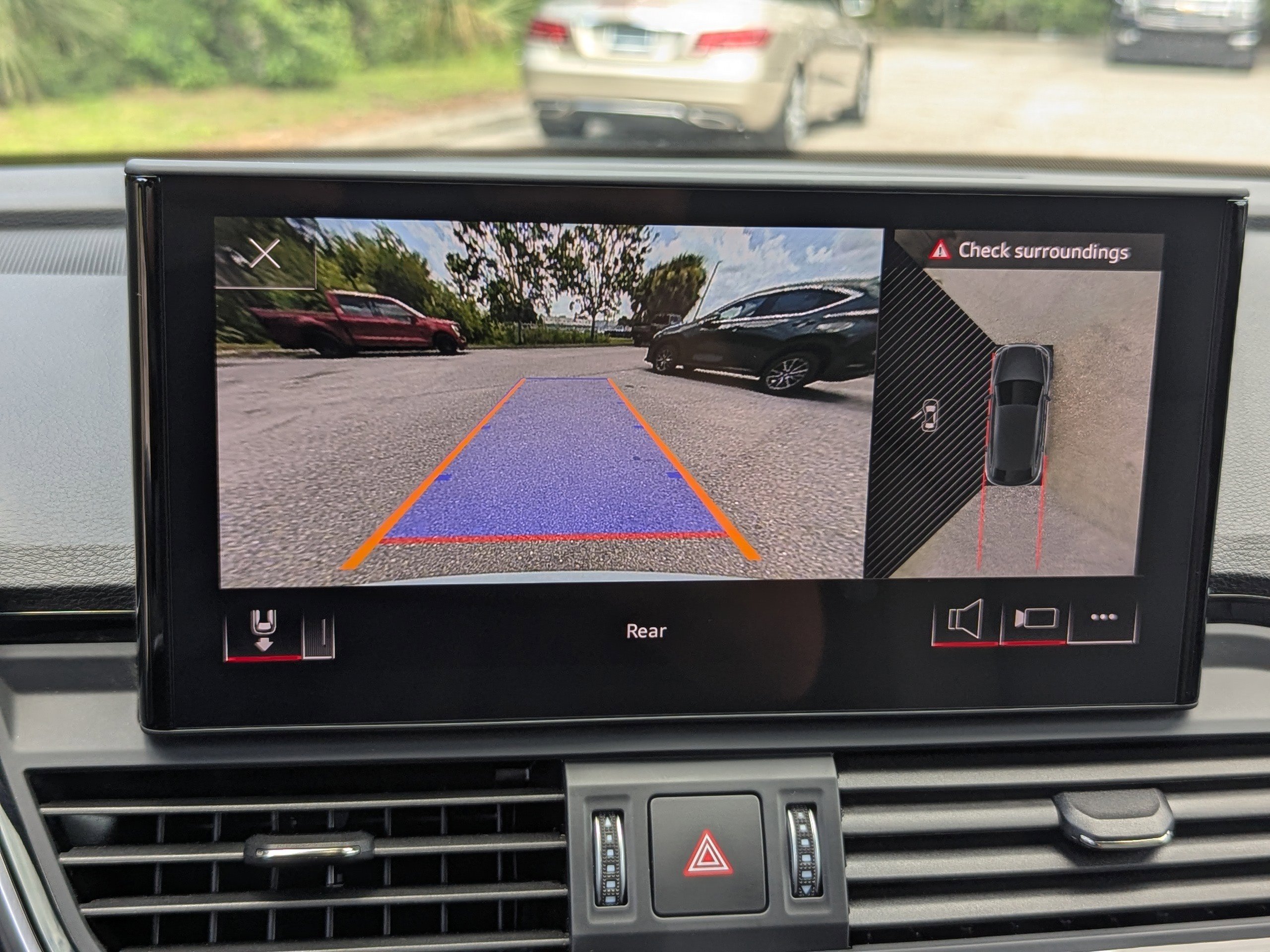 2024 Audi SQ5 Premium Plus photo 24
