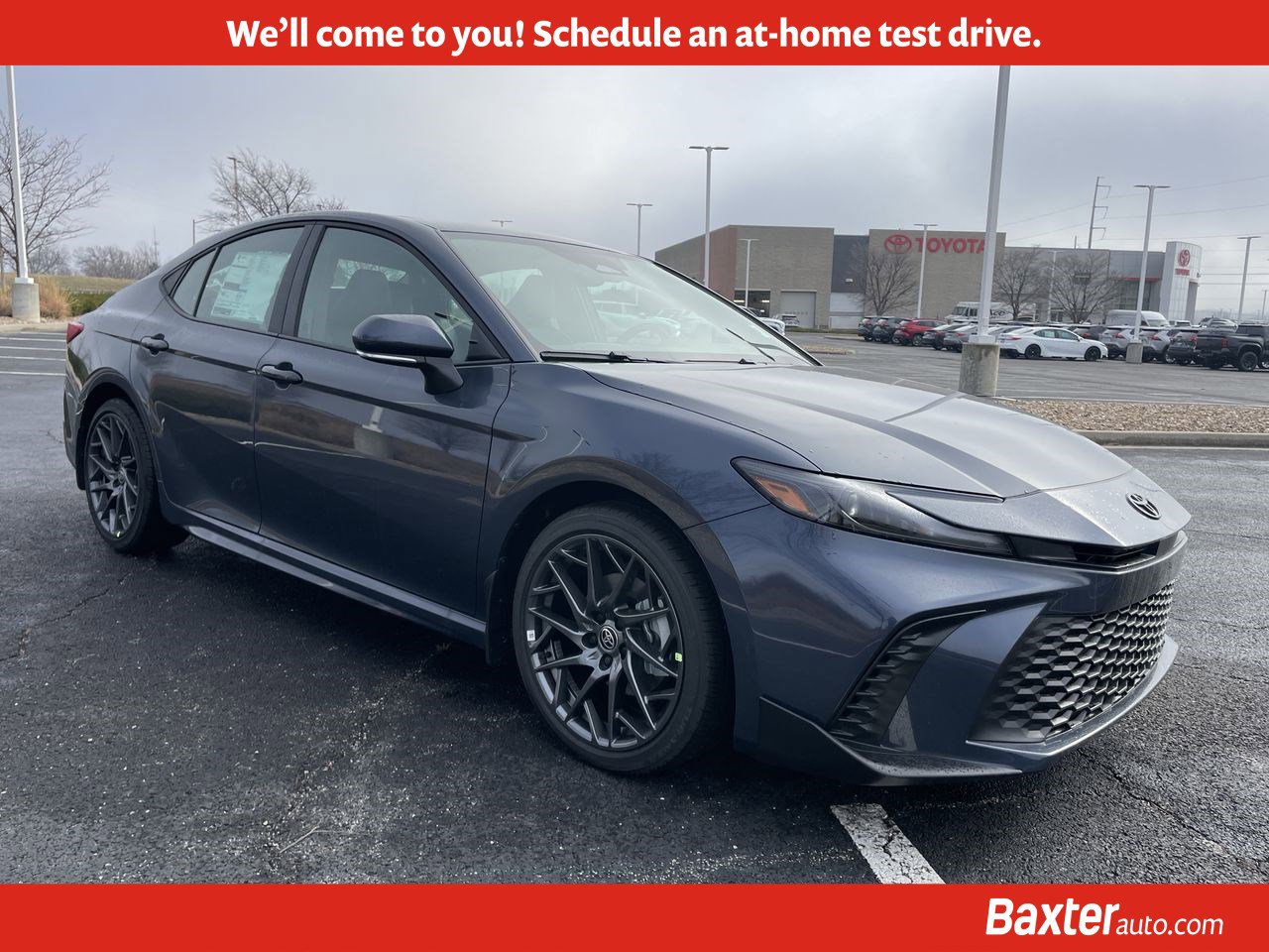 2026 Toyota Camry SE's photo