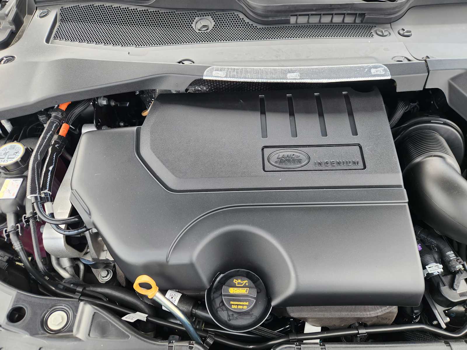 2026 Land Rover Range Rover Evoque Dynamic SE photo 24