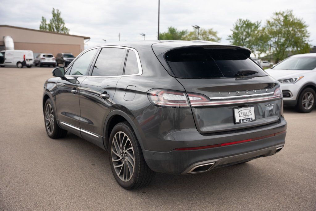 2019 Lincoln Nautilus Reserve photo 5