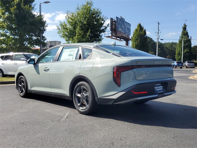 2025 Kia K4 LXS photo 6