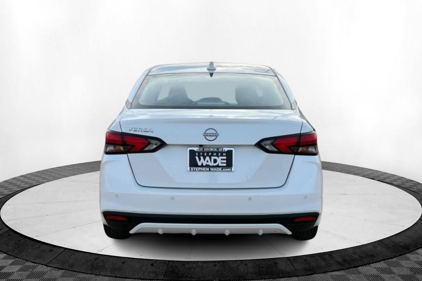 2025 Nissan Versa SV photo 3