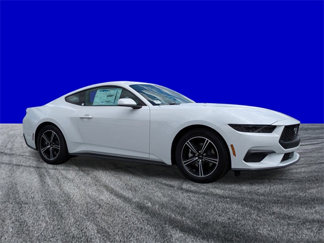 2025 Ford Mustang EcoBoost photo 2