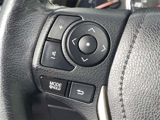 2014 Toyota RAV4 Limited photo 28