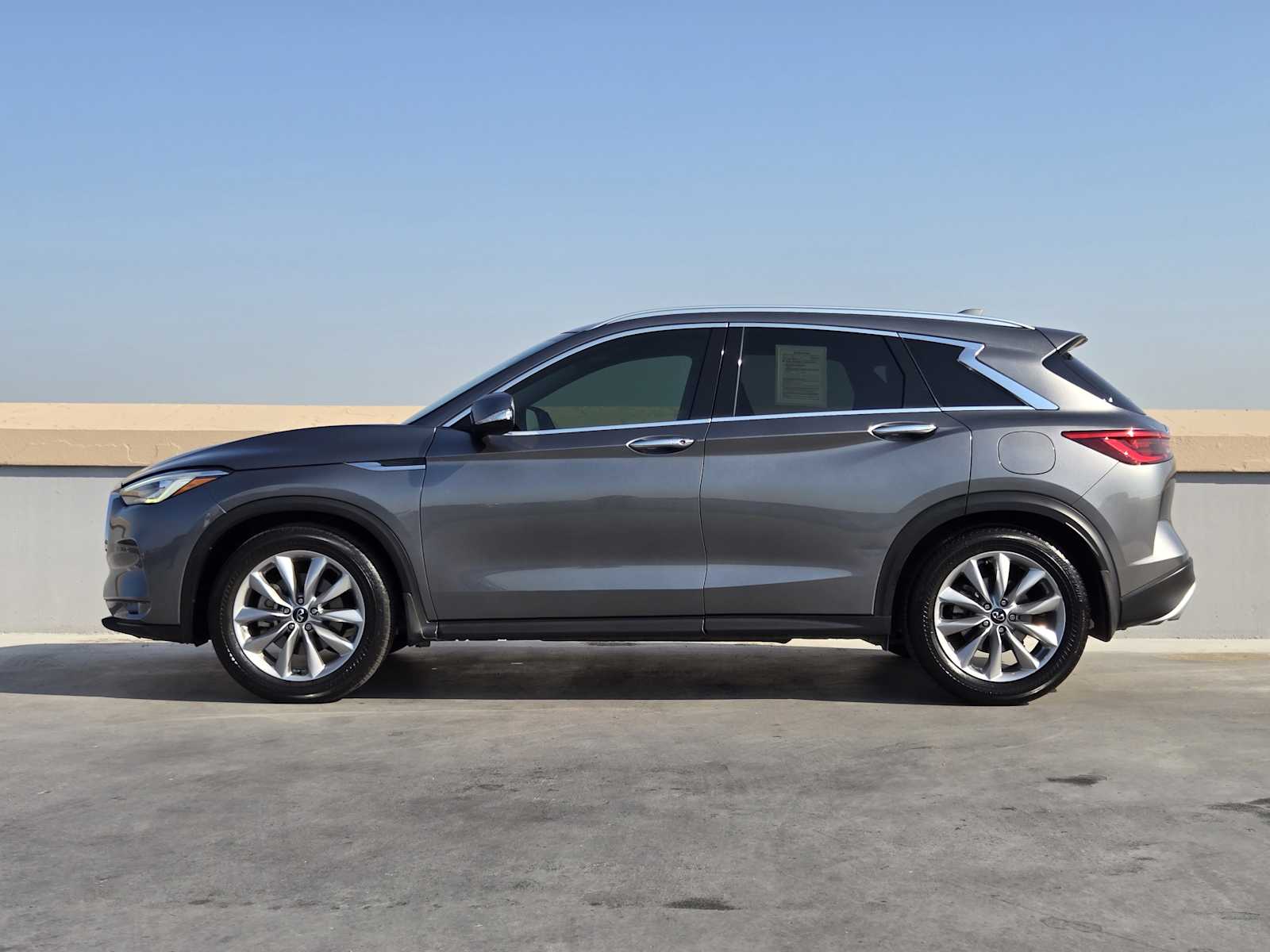2020 Infiniti QX50 Luxe photo 4