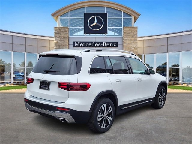 2025 Mercedes Benz GLB 250 4MATIC photo 4