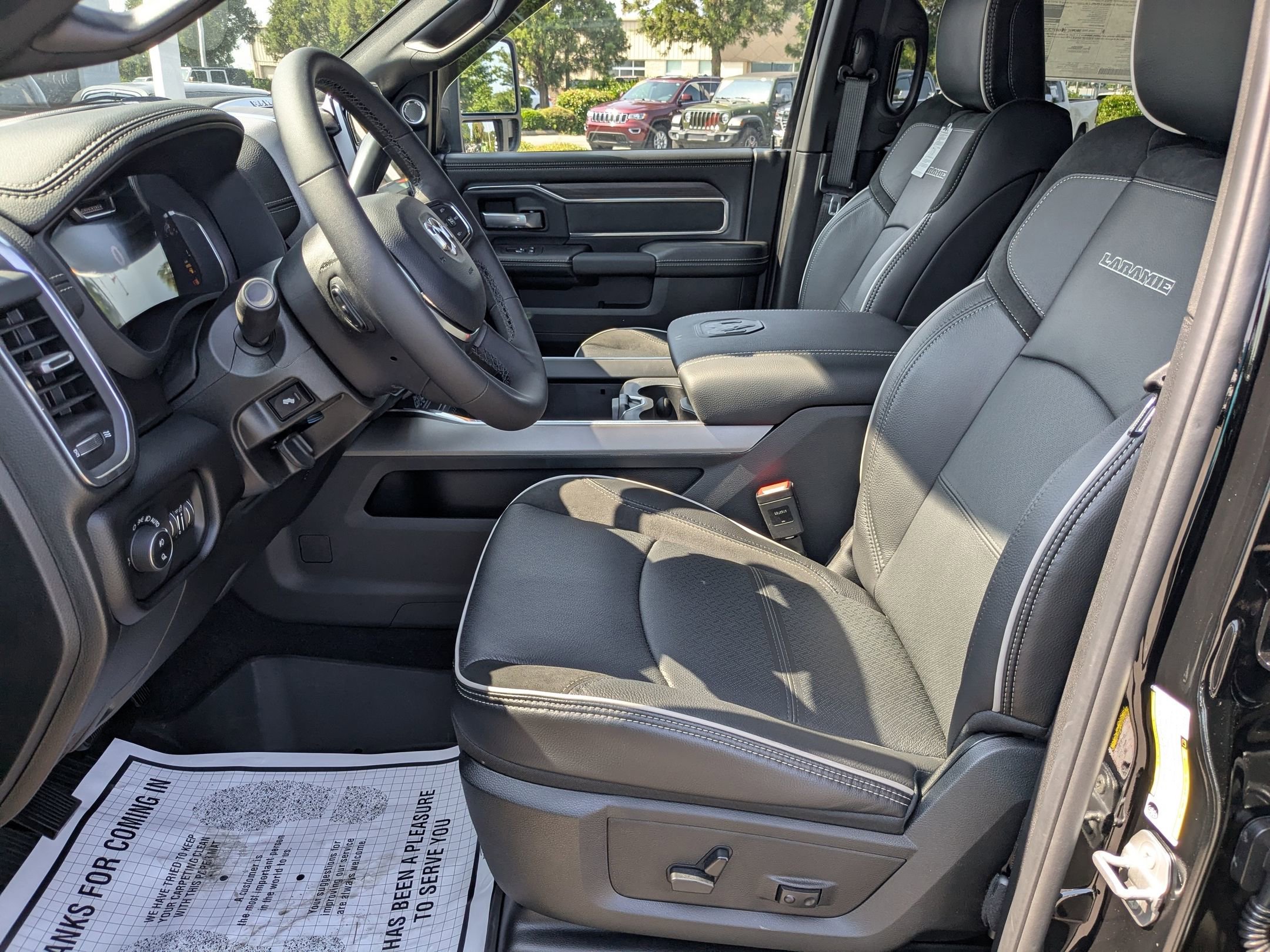 2025 Ram 2500 Laramie photo 11