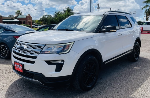2019 Ford Explorer XLT photo 2