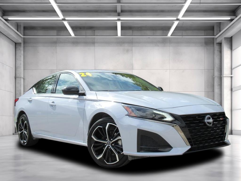 2024 Nissan Altima SR