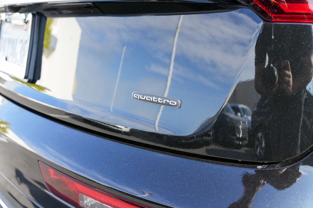 2022 Audi Q5 40 Premium Plus photo 7