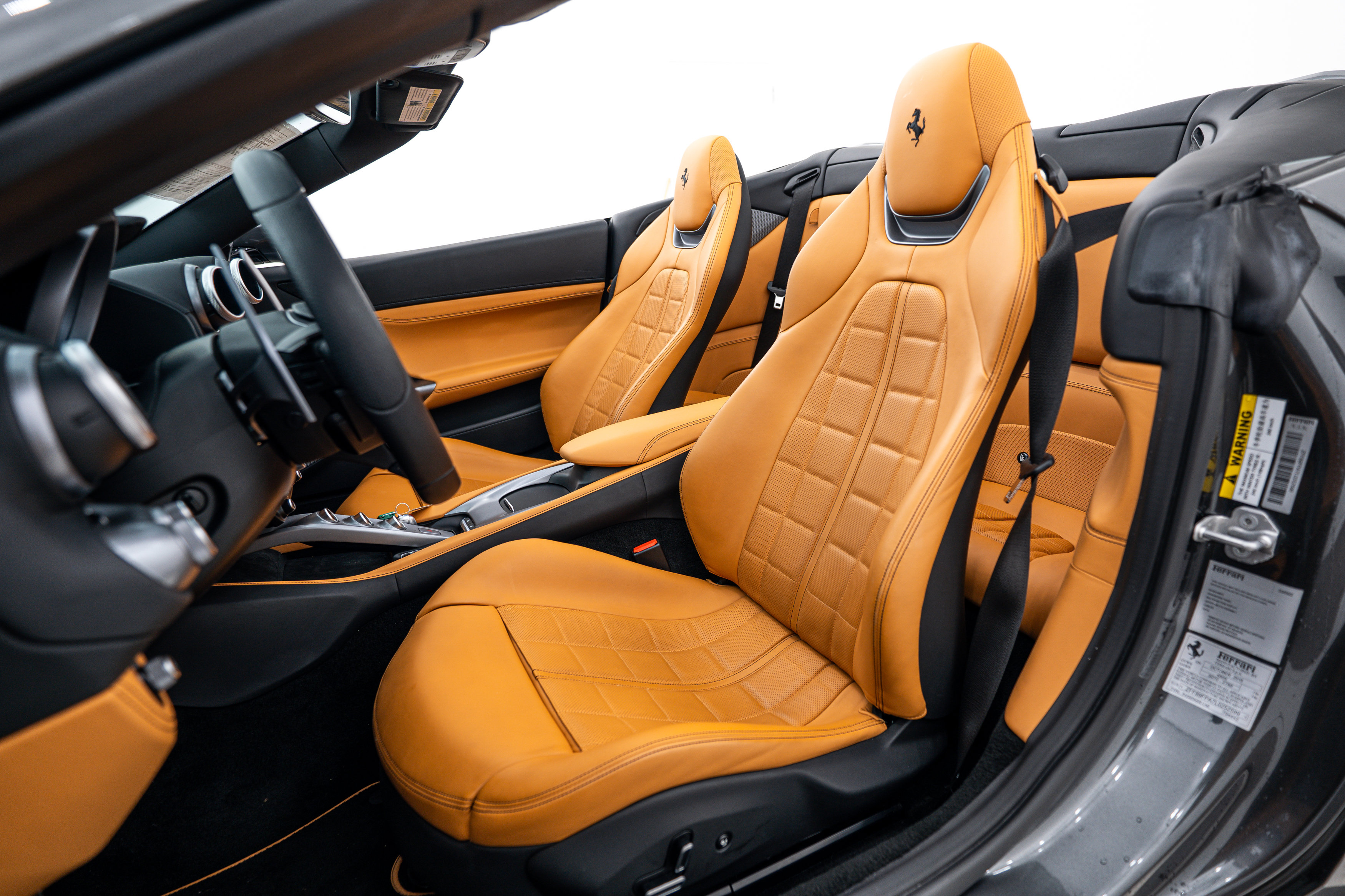 2020 Ferrari Portofino Base photo 4