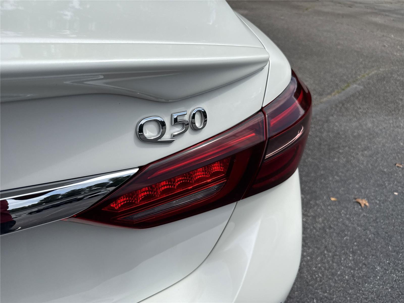 2018 Infiniti Q50 3.0t LUXE photo 7