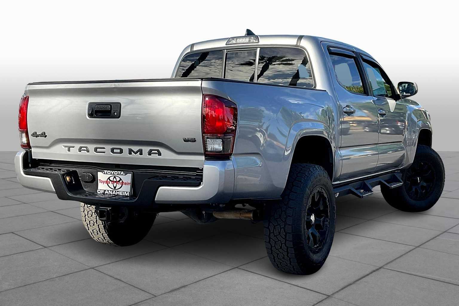 2019 Toyota Tacoma SR 4x4 Double Cab V6 photo 12