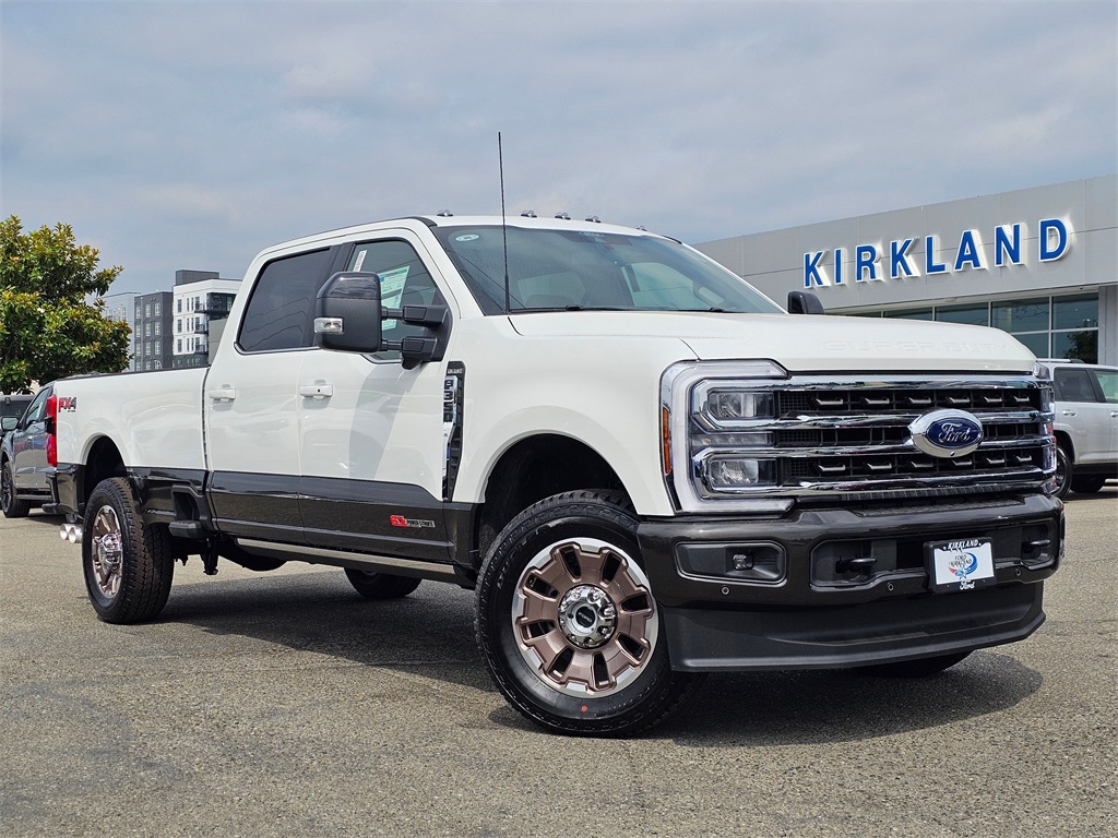 2025 Ford F-350 Super Duty King Ranch's photo