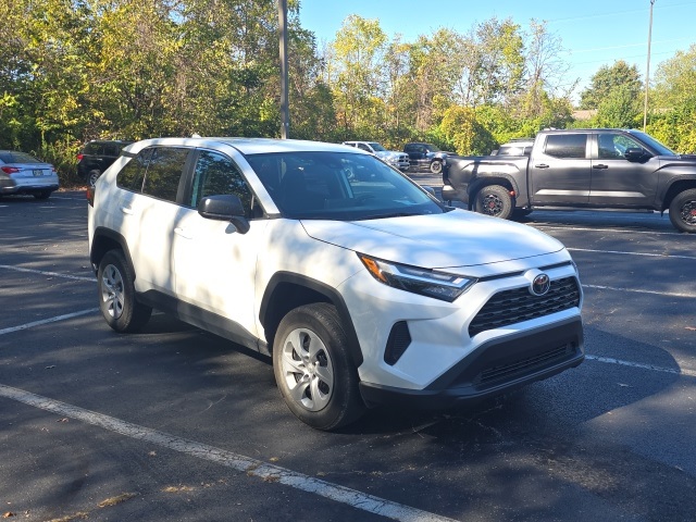 Used 2024 Toyota RAV4 LE with VIN 2T3F1RFV4RW455862 for sale in Northfield, Minnesota