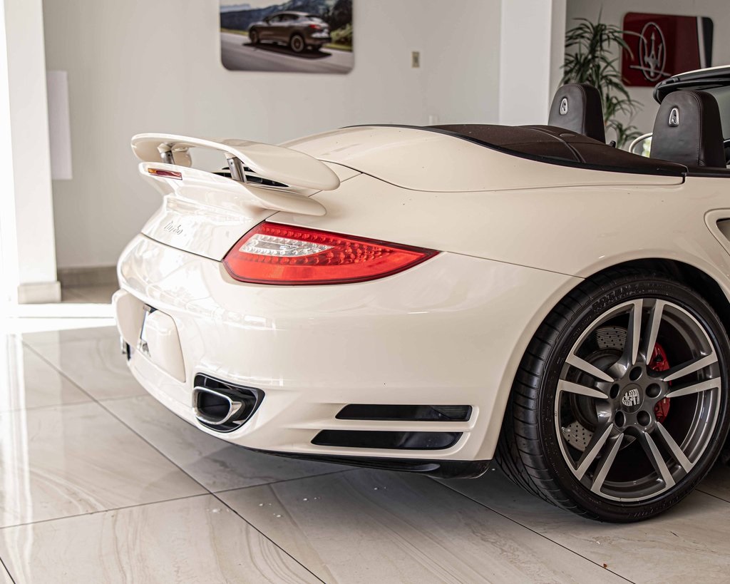 2012 PORSCHE 911 - Image 13