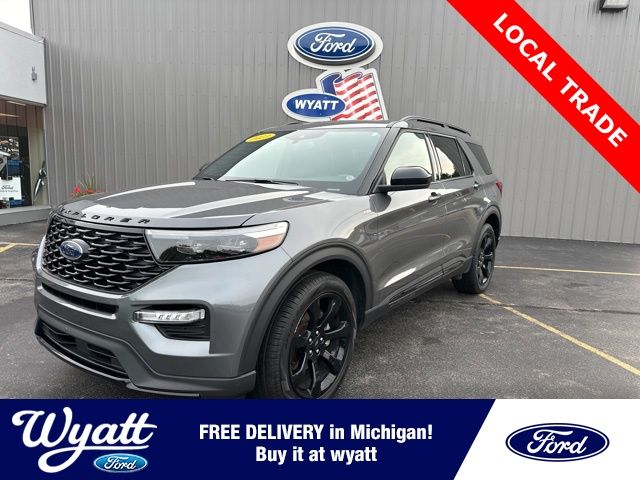 2023 Ford Explorer ST-LINE's photo