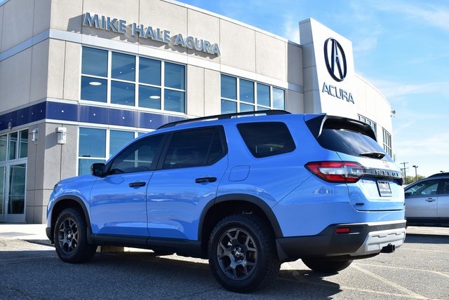 2023 Honda Pilot TrailSport photo 4