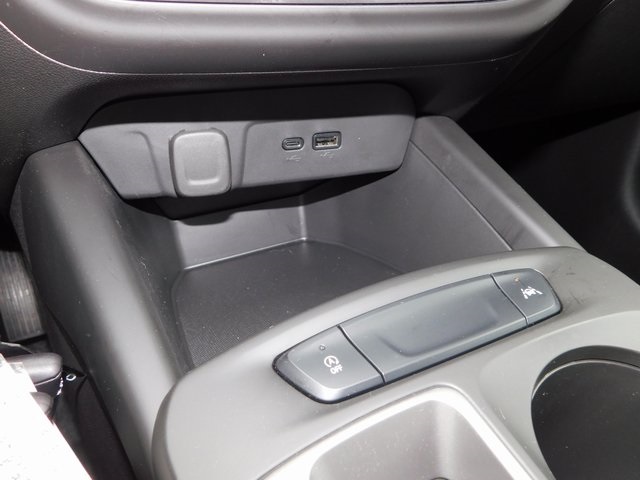 2024 Chevrolet Trax LS photo 33