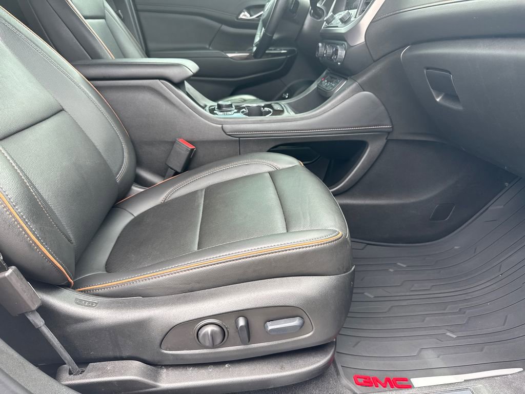 2023 Gmc Acadia AT4 photo 8