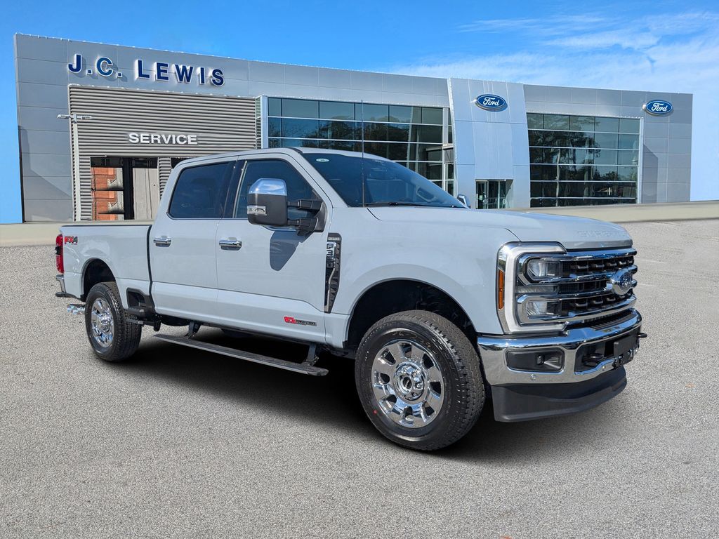 2026 Ford F-350 Super Duty King Ranch's photo