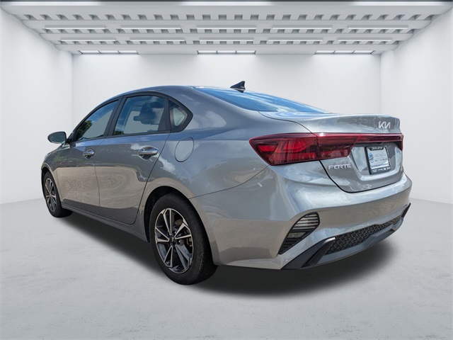 2023 Kia Forte LXS photo 6
