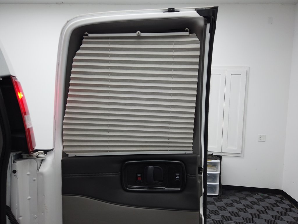 2020 Gmc Savana photo 9