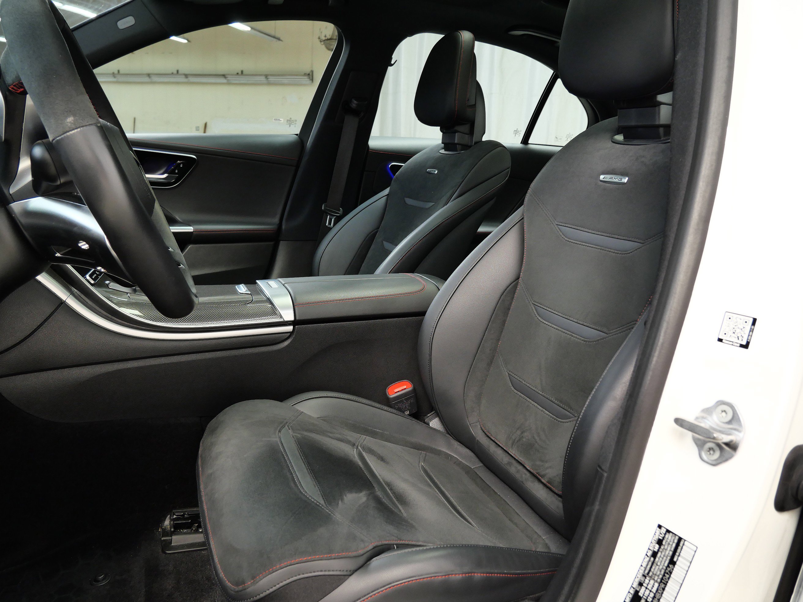 2023 Mercedes Benz C AMG 43 4MATIC photo 2