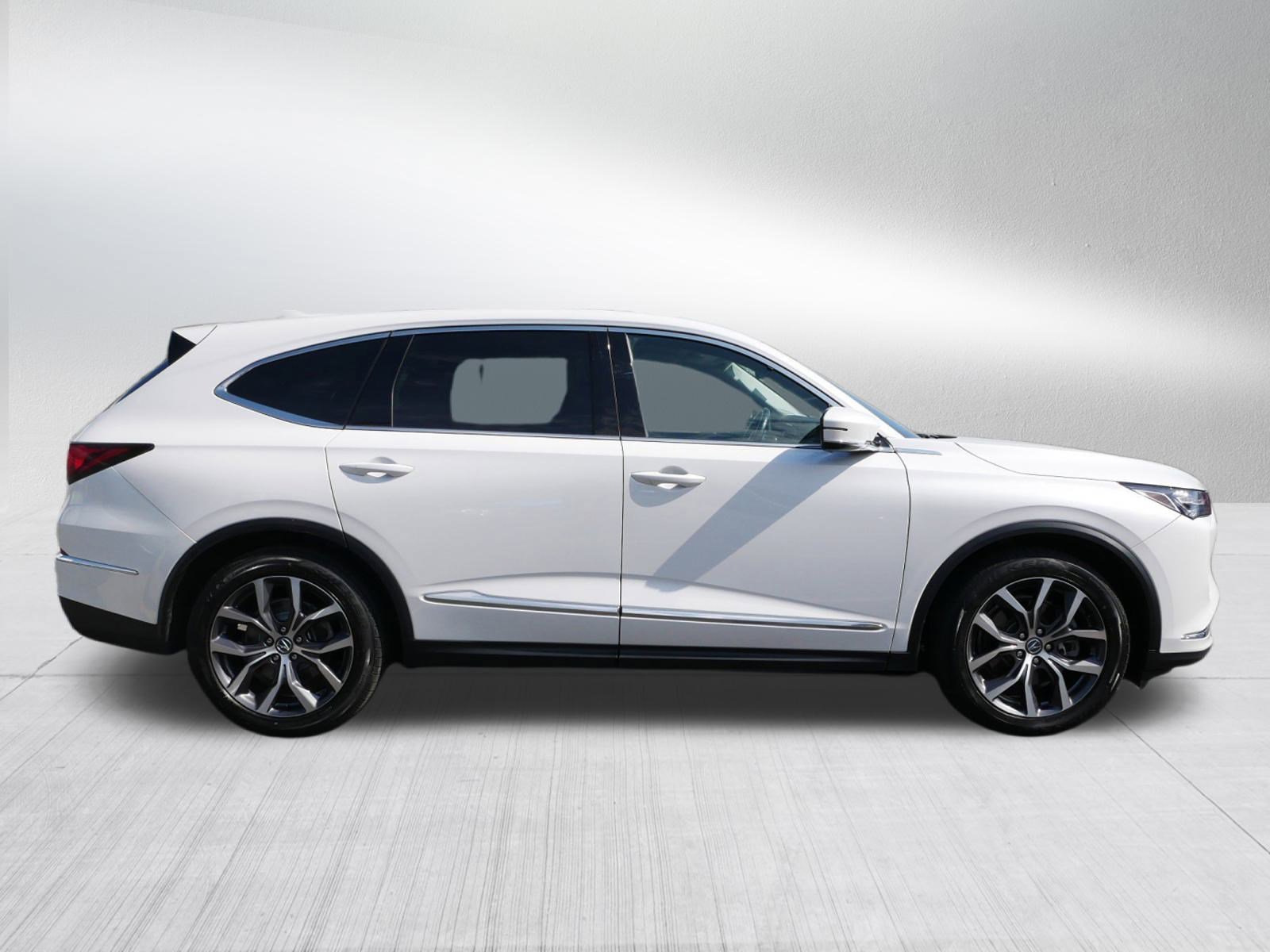 2022 Acura MDX Technology photo 8