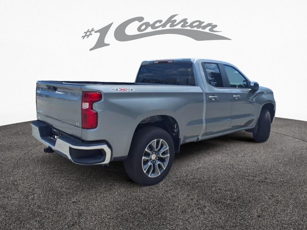 2026 Chevrolet Silverado 1500 LT photo 3