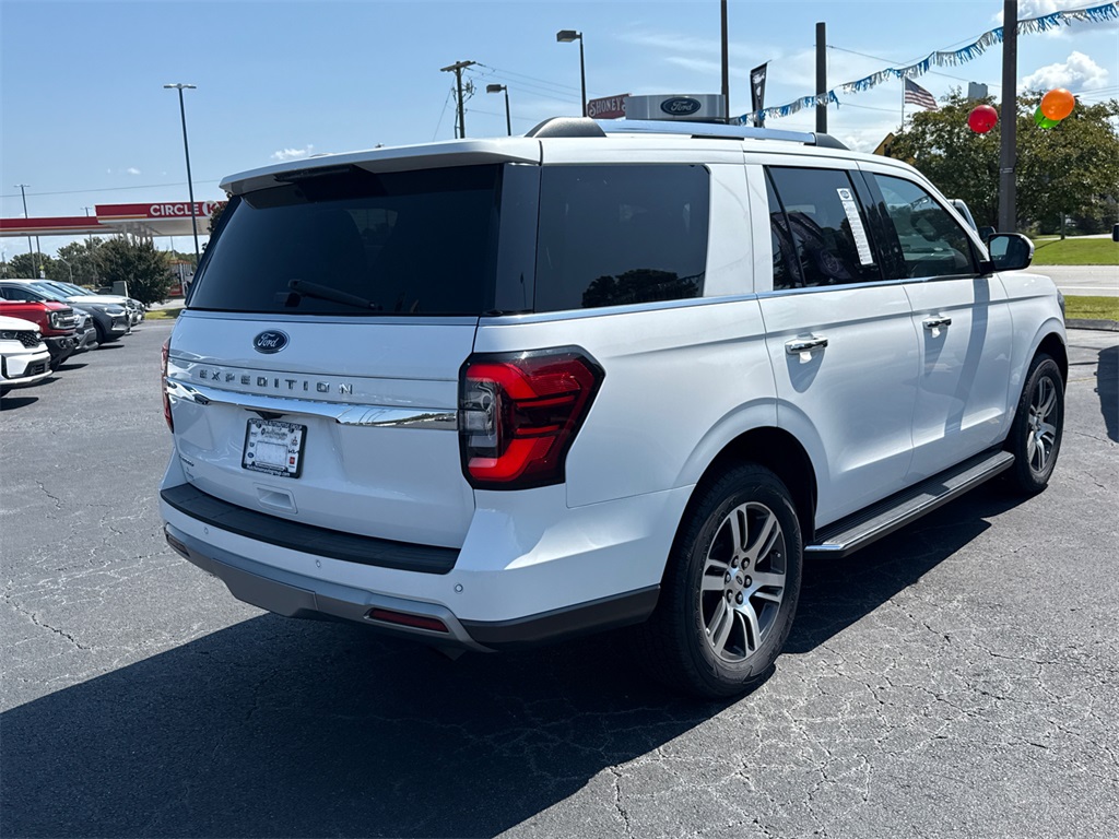 2023 Ford Expedition Limited photo 2