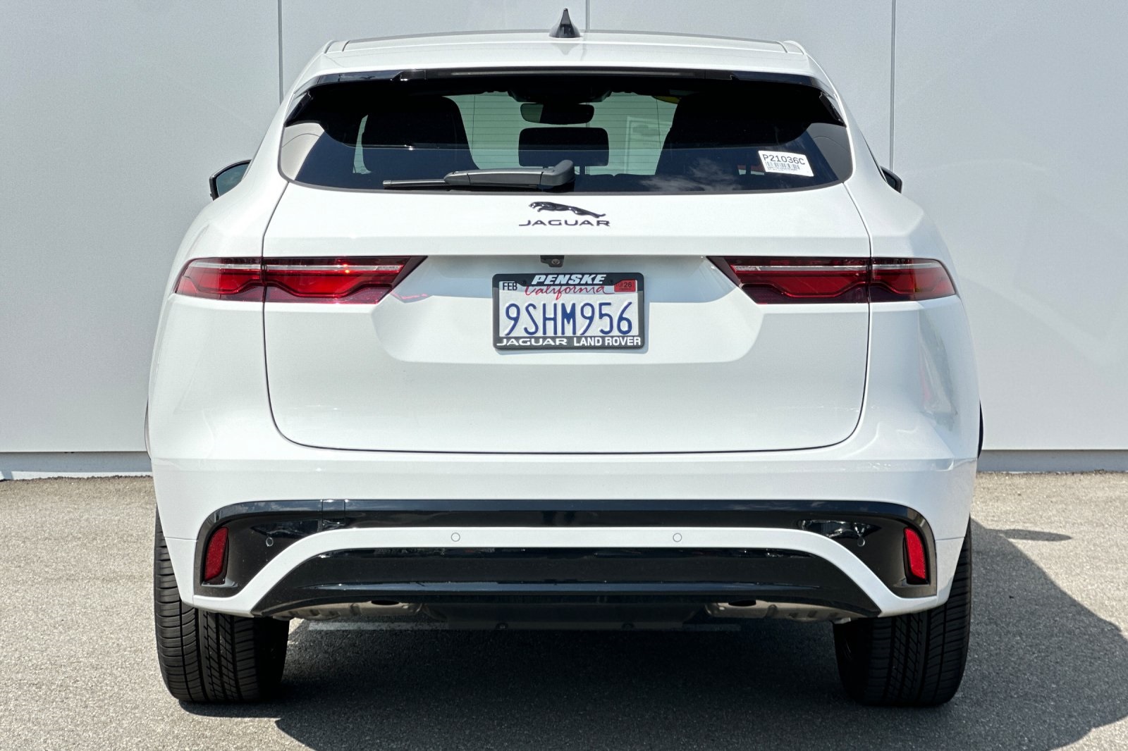 2025 Jaguar F-PACE P250 R-Dynamic S photo 2