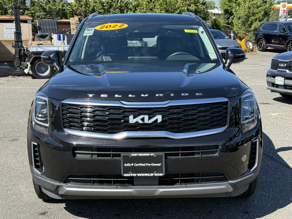 2022 Kia Telluride S photo 2