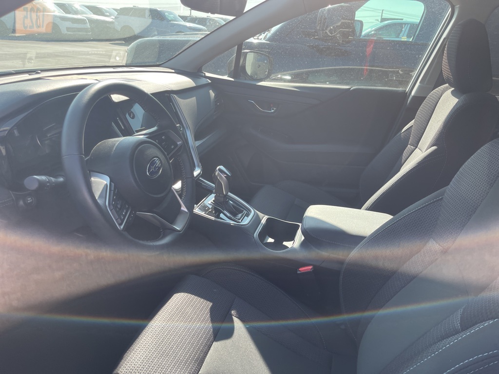 2025 Subaru Outback Premium photo 5