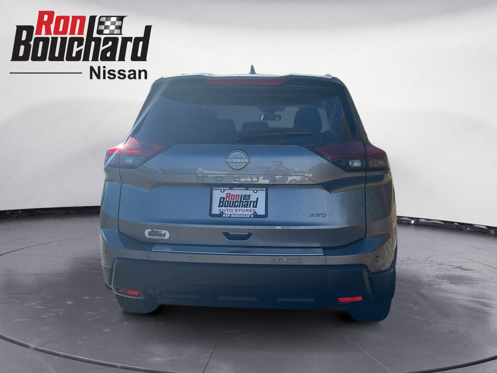 2026 Nissan Rogue SV photo 3