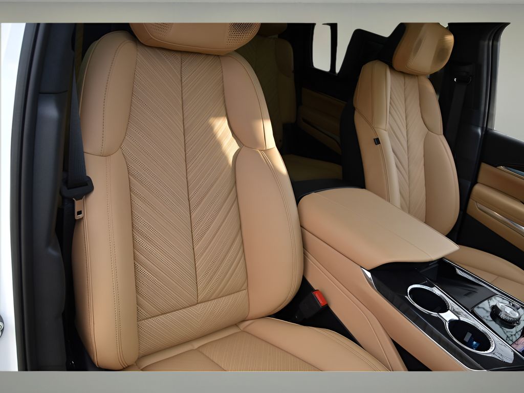 2025 Cadillac Escalade IQ Luxury photo 24